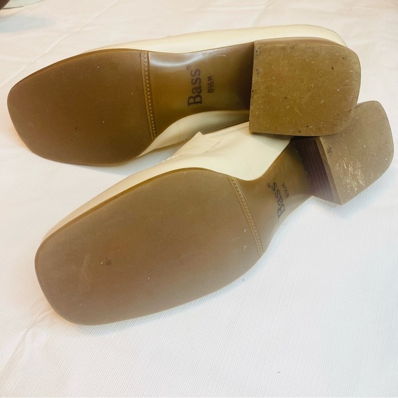 Bass Women's Cream Mules - Picture 6 of 8